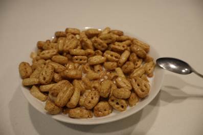 A bowl of cereal with a spoon

AI-generated content may be incorrect.